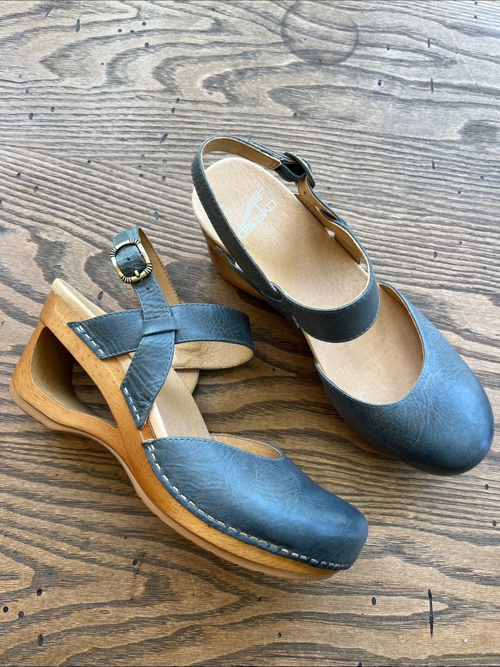 Dansko Taci Blue Denim Leather clog  sandals buckle strap size 7.5-8